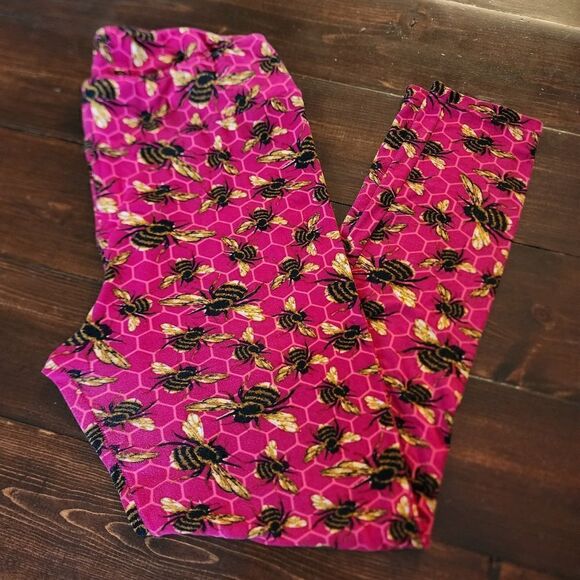 LulaRoe Womens Tall and Curvey Dark Pink with Bees Leggings - Picture 1 of 7
